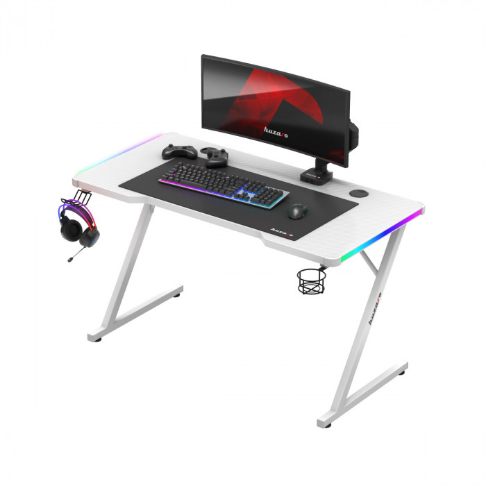 Hero 2.5 RGB desk with accessories