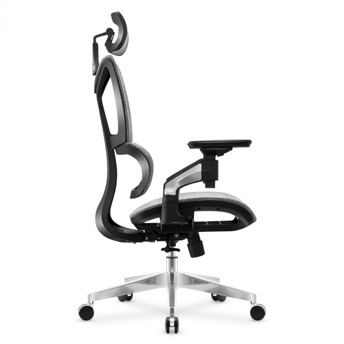 Right side of the Mark Adler Expert 8.5 office chair