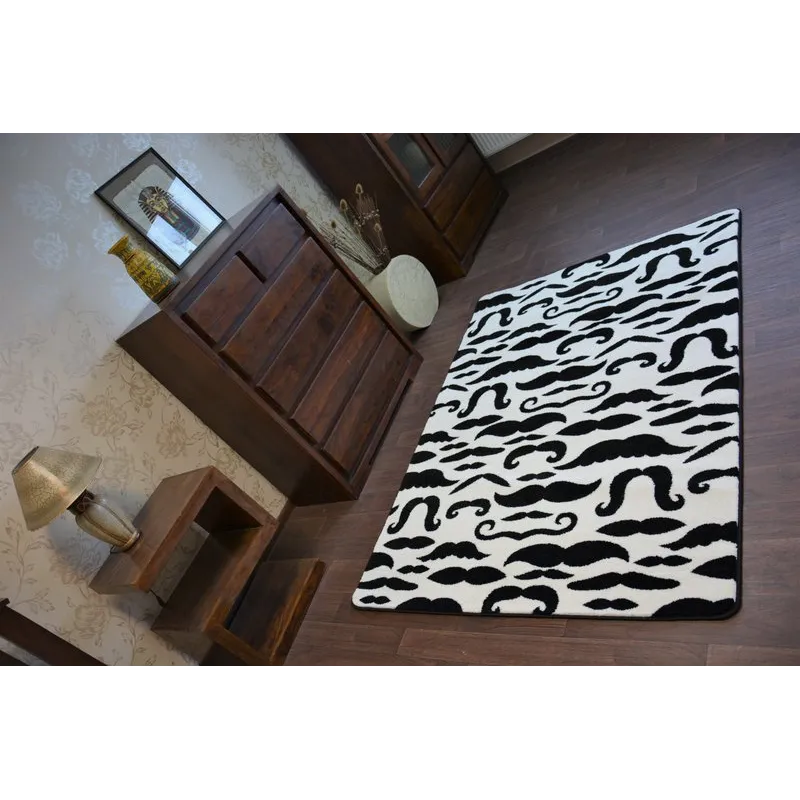 SKETCH rug with soft texture, a comfortable addition to your home