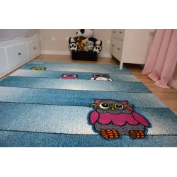 Rug with owls, made from soft material, pleasant to the touch