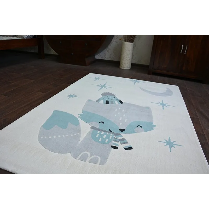 Soft rug with pleasant texture, perfect for relaxing in the living room