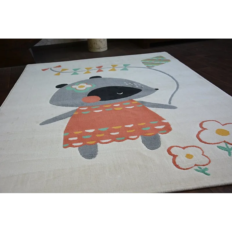Soft material rug, pleasant to touch, suitable for children's rooms