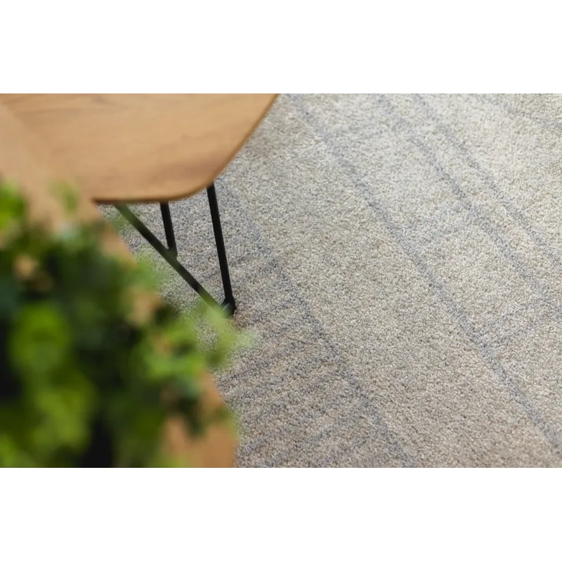 SOFT 8040 rug for outdoor use, weather-resistant design