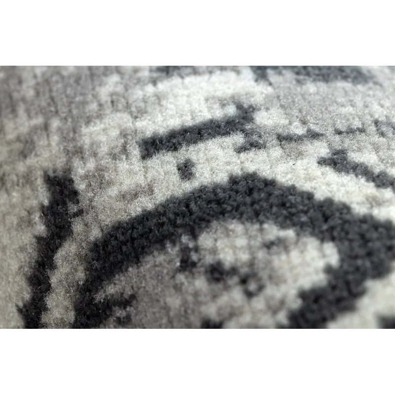 Vintage rug, perfect for the garden, terrace or balcony