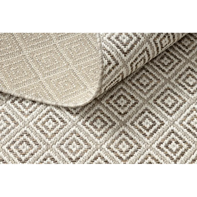 Practical rug for living room or bedroom, easy to maintain