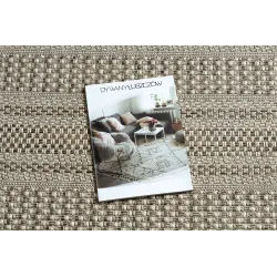Stylish beige rug, perfect for contemporary interior design