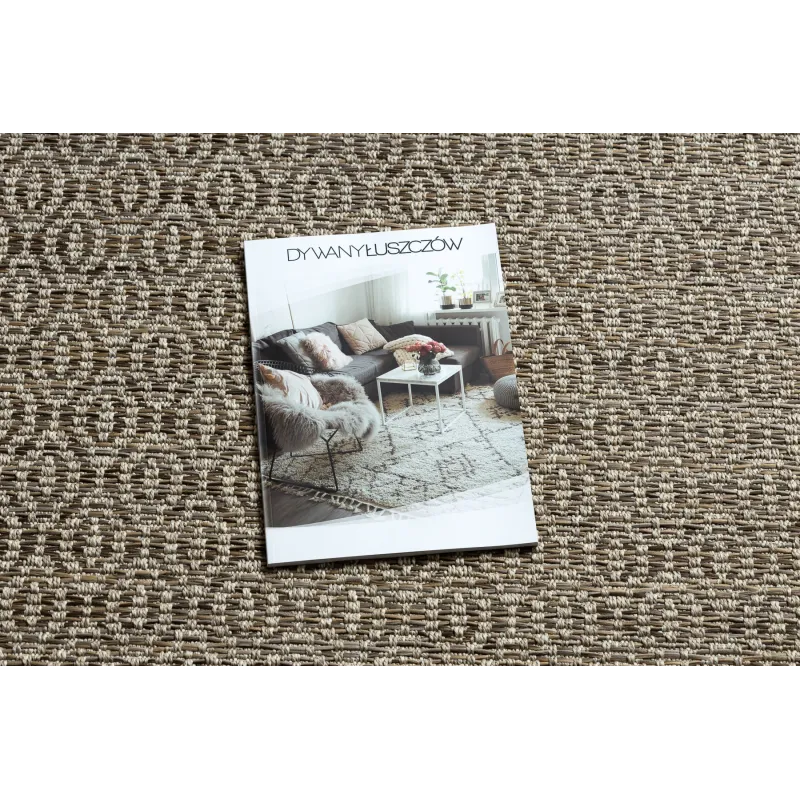 Boho style beige sisal carpet, great for living rooms or bedrooms