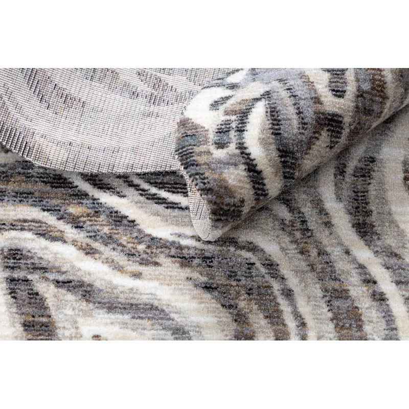 Rug suitable for modern interiors, perfect for a garden or kids' room