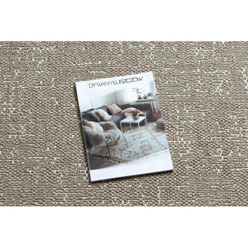 Boho sisal carpet in beige, a great addition to your living room