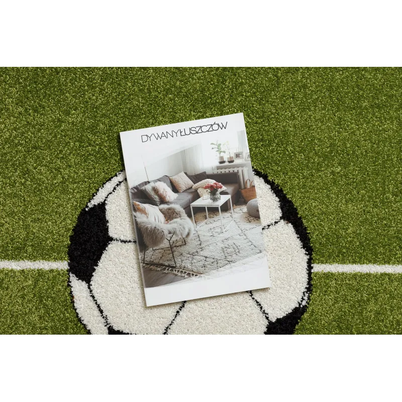 Green Mundial rug, stylish addition for modern interiors
