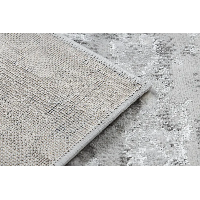 LIRA E2558 rug, structured and elegant, great for contemporary spaces
