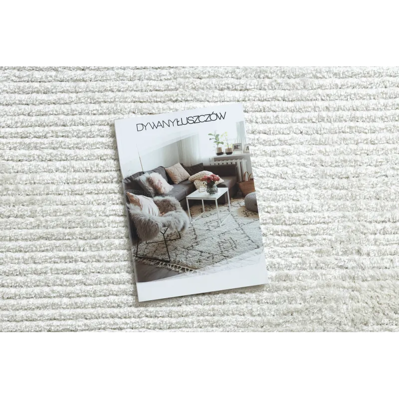 Stylish cream rug, modern addition to home decor