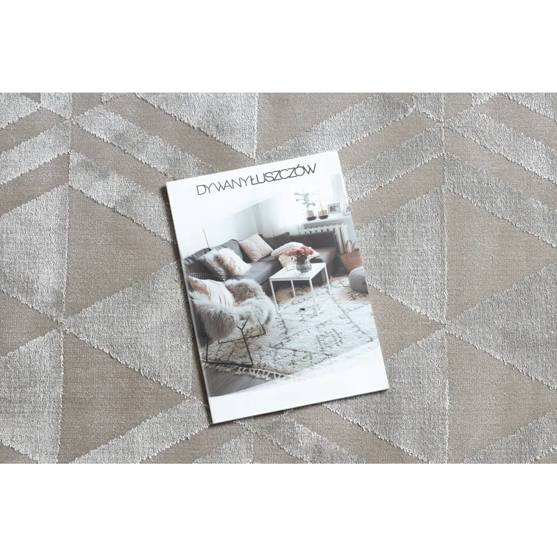 Beige PEARL 51323C rug in a geometric style, exclusive finish