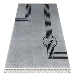 AMOUR Geometric Rug