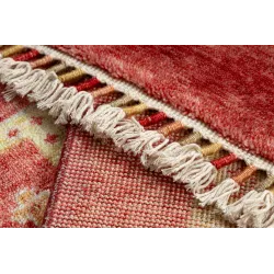 HERIZ A0985A rug, ideal for living rooms or bedrooms, in classic style