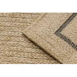 Textured sisal rug, great for living rooms or bedrooms