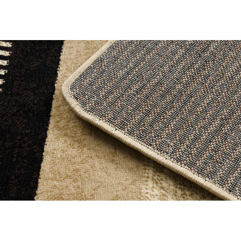 ROYAL 5376 rug with geometric design, soft and pleasant to touch