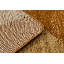 ROYAL G2095 rug with geometric pattern, soft and pleasant to touch
