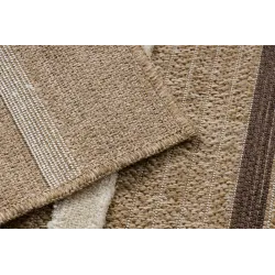 Sisal rug with textured design, great for a cozy living area
