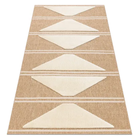 Beige geometric rug with triangles, made of sisal, structured design