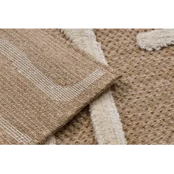 Structured sisal rug in beige, durable and stylish for any room
