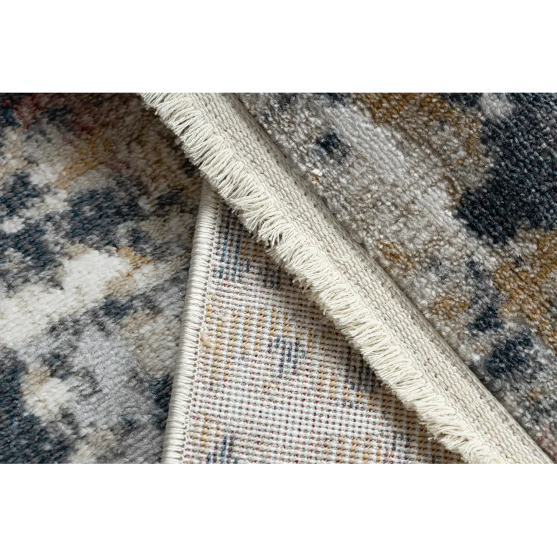 DISTIN 0123A rug perfect for the living room, adds charm to any space