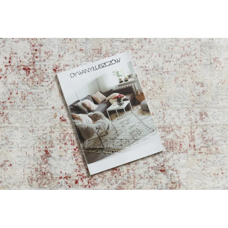 Elegant DISTIN 0828A rug with fringes, soft to the touch