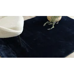 Navy VISCO rug, soft texture and contemporary design