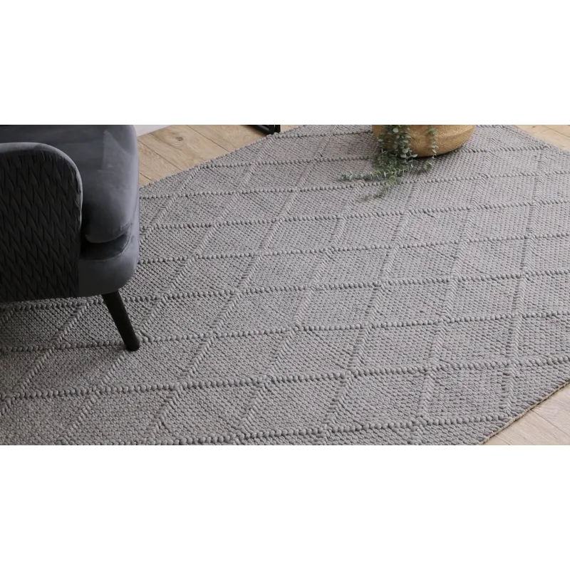 TAHAR Handwoven Wool Rug Grey