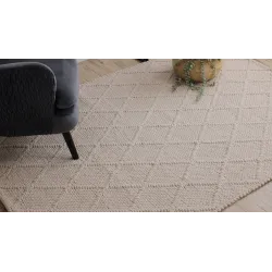 TAHAR Handwoven Wool Rug Cream