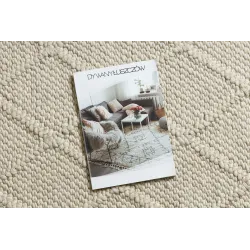 TAHAR Handwoven Wool Rug Cream