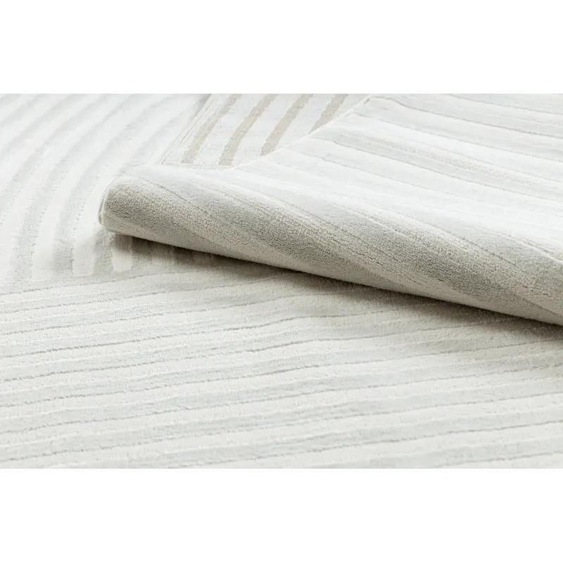 BALANCE 1921 rug - great for modern outdoor spaces