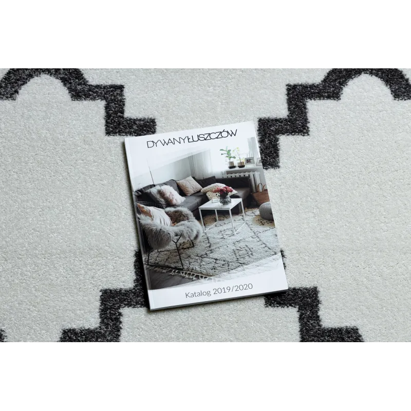 SKETCH F343 Trellis Rug