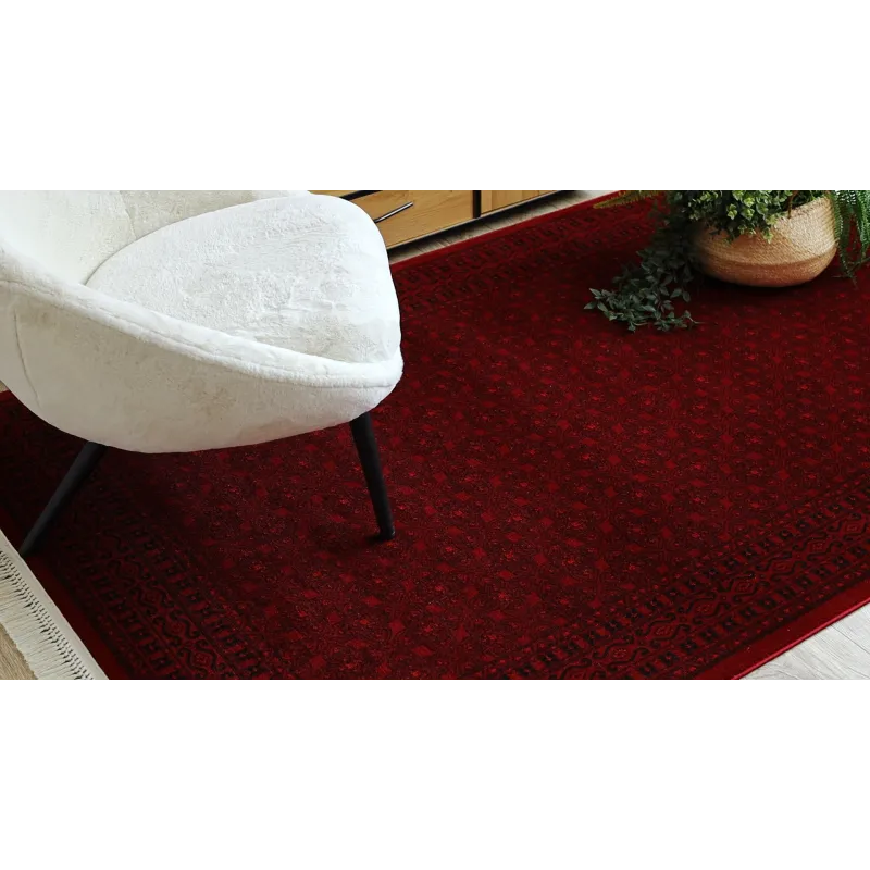 Classic rug in shades of burgundy and black, elegant style
