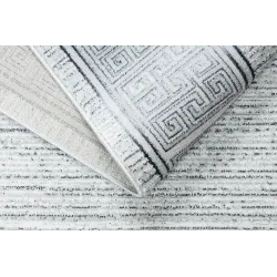 Rug suitable for outdoor use, modern design for gardens or patios