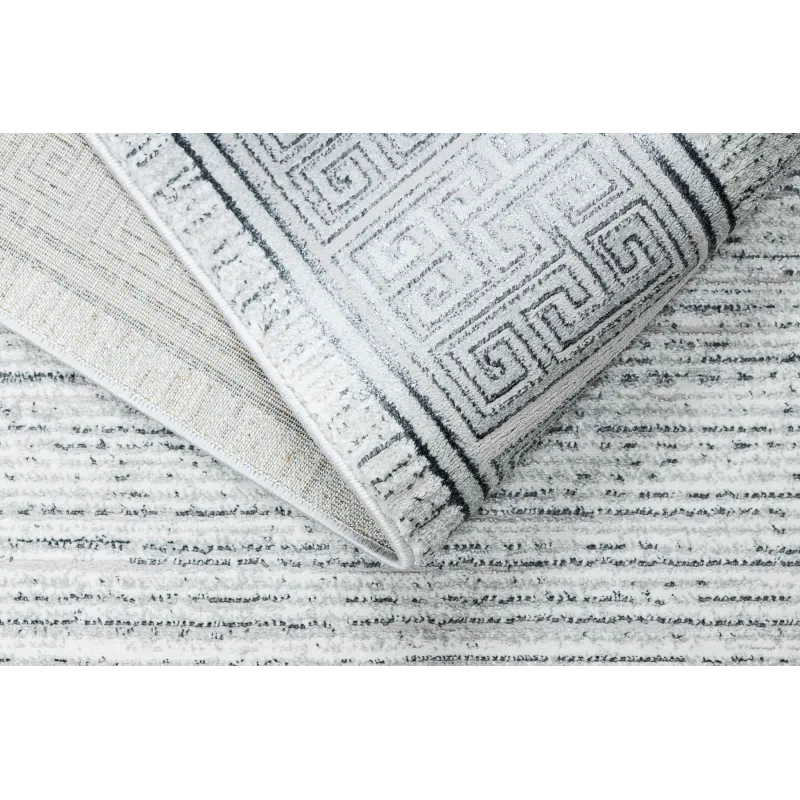 Rug suitable for outdoor use, modern design for gardens or patios