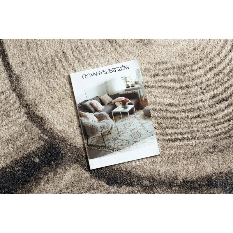 Stylish FUSION 9612 cream beige rug, perfect for modern interiors