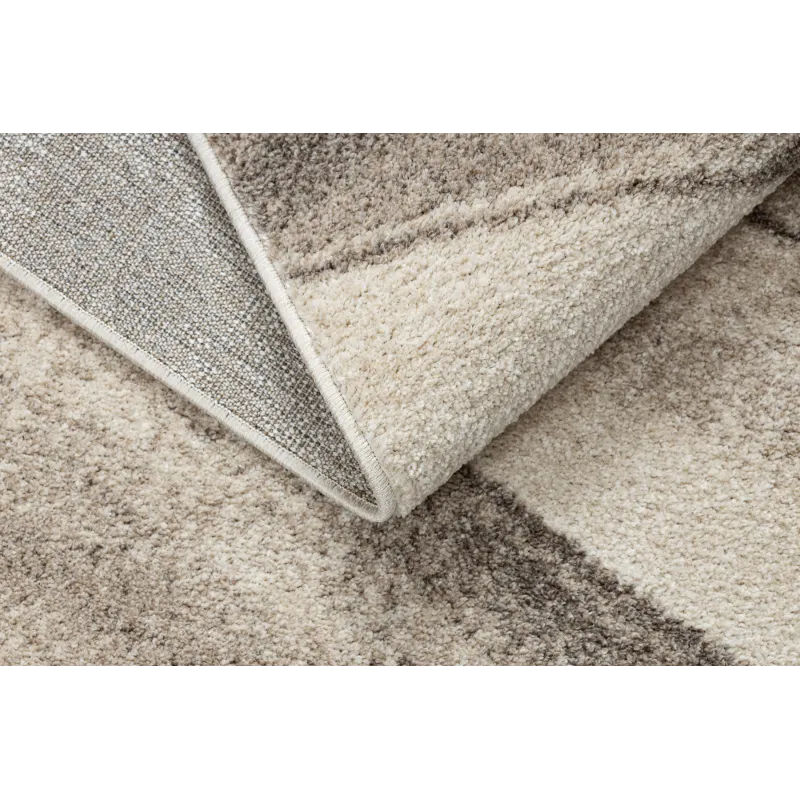 FUSION 1617 rug, perfect for living room or bedroom, modern design