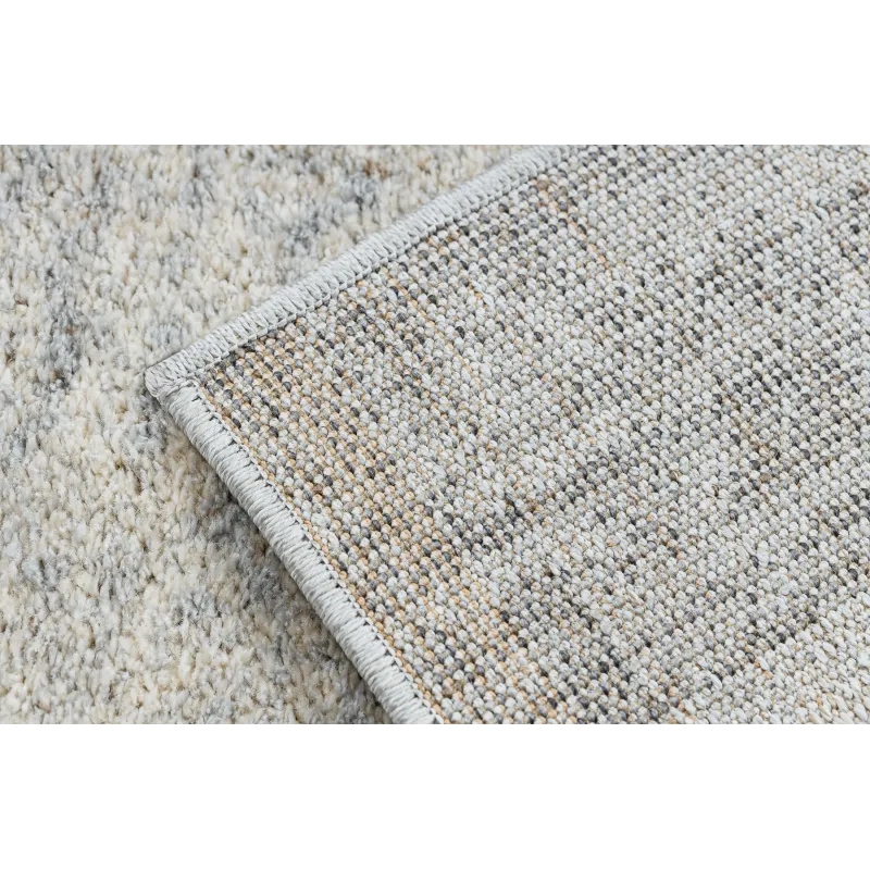 FUSION 8252 Rug - soft modern carpet with a pleasant texture