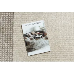 FUSION 0805 rug with a modern abstract geometric pattern