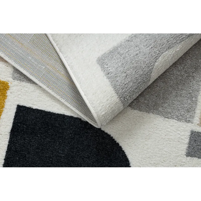FUSION 0213 rug suitable for bedroom or kids' room, modern pattern