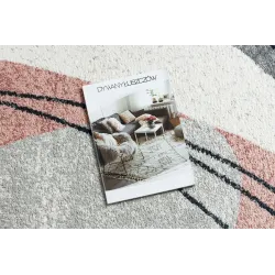 Modern FUSION 5868 rug in stylish pink, perfect for living room decor