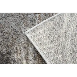 FUSION 9617 rug made of high-quality materials, modern and stylish appearance