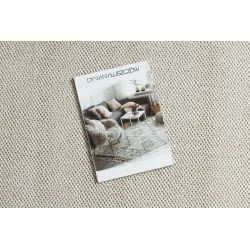 Stylish cream rug, perfect for contemporary home decor