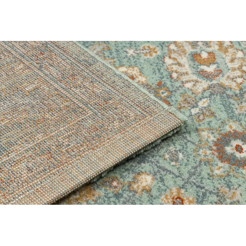 SOHO wool rug, soft and pleasant to touch, ideal for the bedroom