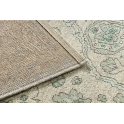 SOHO 477.01 wool rug featuring a smooth texture and elegant design