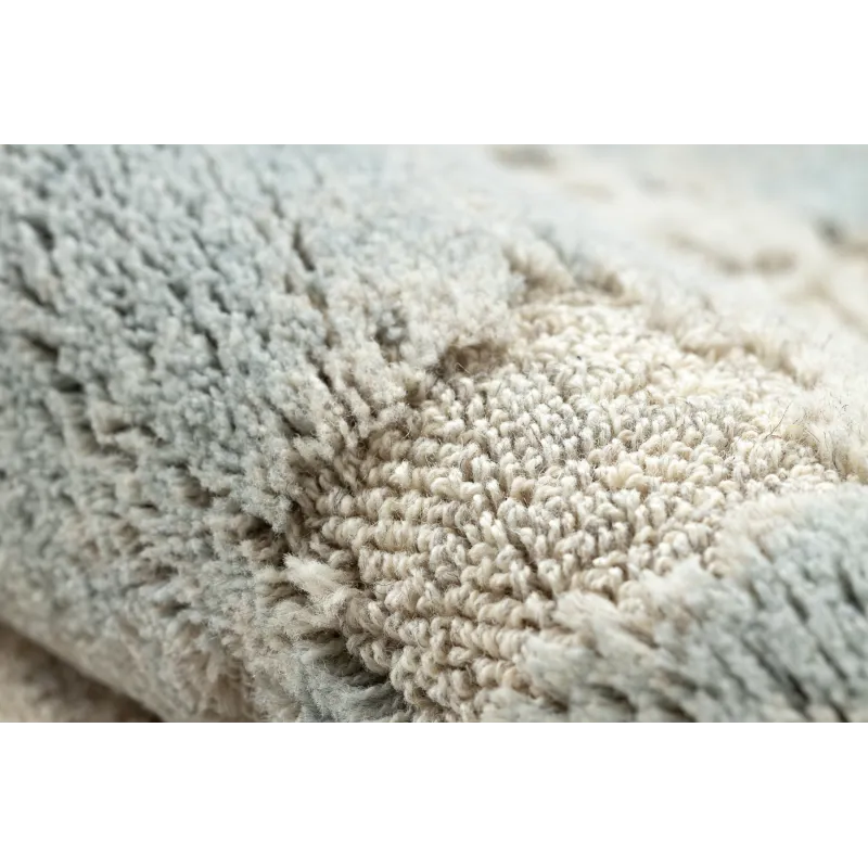 FLUX wool rug, ideal for bedrooms or kids' spaces, adding comfort and style