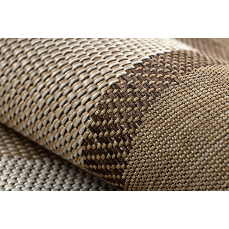 ORGANIC 2123 rug perfect for bedroom or garden use