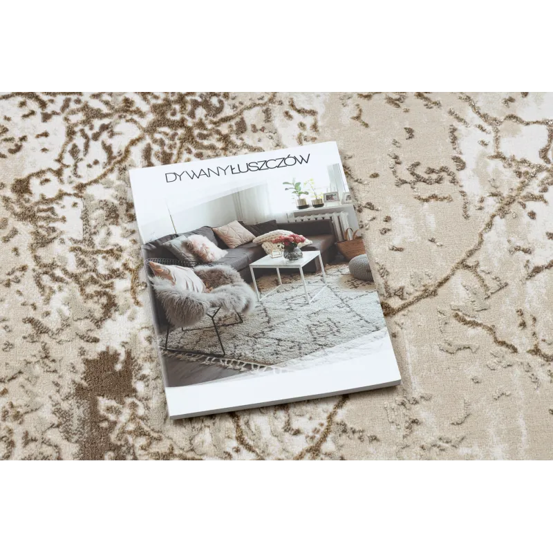 Stylish beige rug, perfect for contemporary living spaces