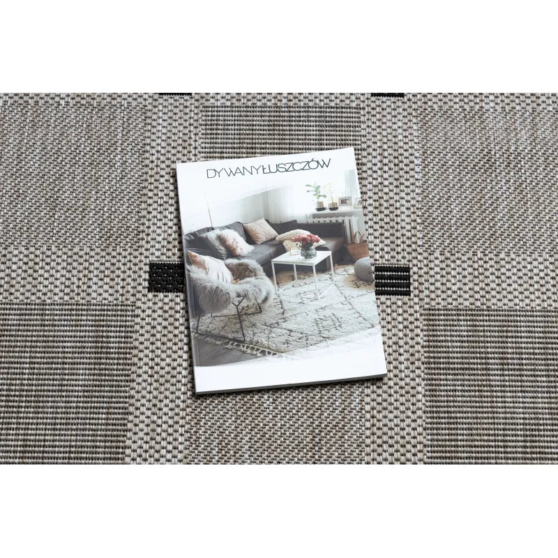 Sisal rug, perfect for children's rooms, safe and stylish
